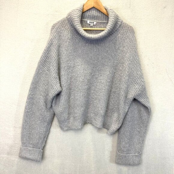 525 Slouchy Cropped Turtleneck Sweater Womens XL Gray Knit Fuzzy Oversized Beach - Picture 1 of 12